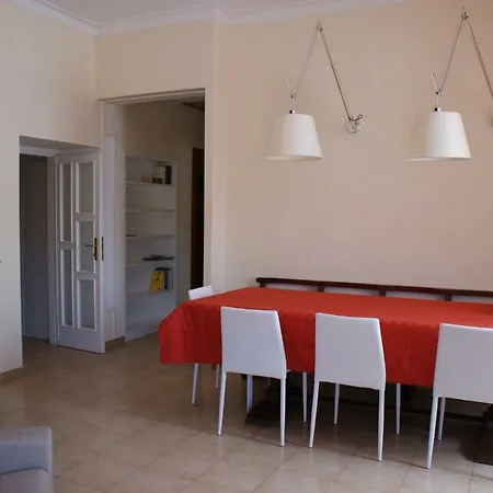 Le 3 Sampietrine Apartamento *